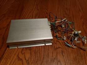 Ex-srs6 Fahrenheit Elite Farenheit Power Amplifier Car Tv Radio Tested Works Good