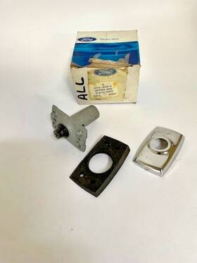 Ford Eotz-18936-b Antenna Base Early 90 S Model Fords